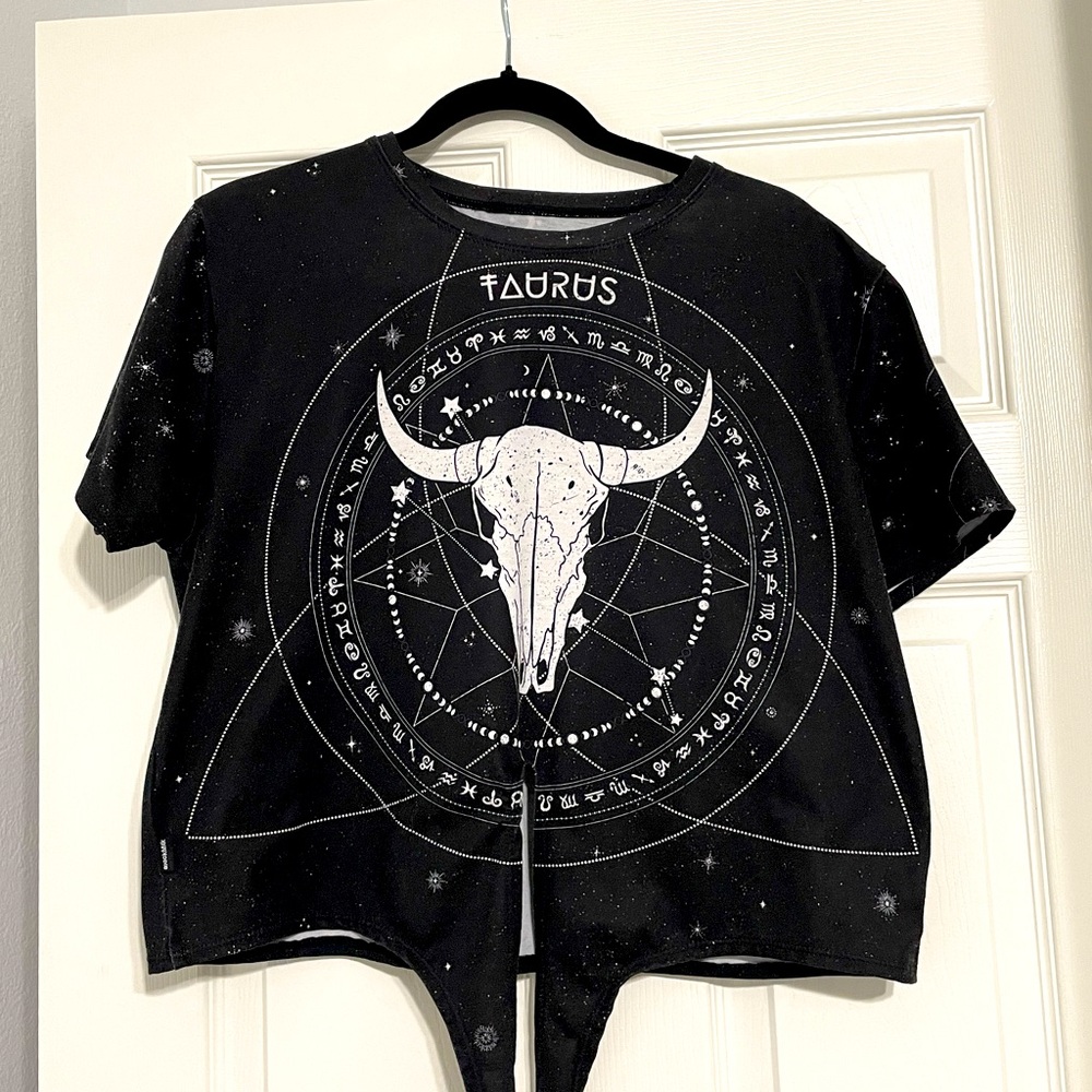 Blackmilk Taurus Tie Graphic Tee-shirt